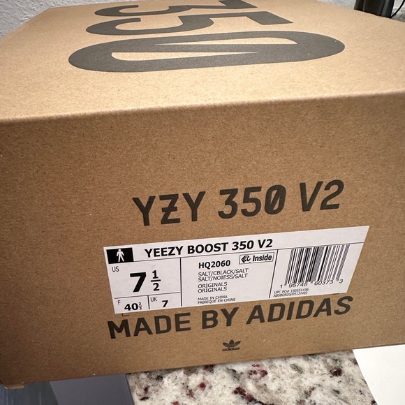 Yeezy Boost 350 Salt - Picture 3 of 3
